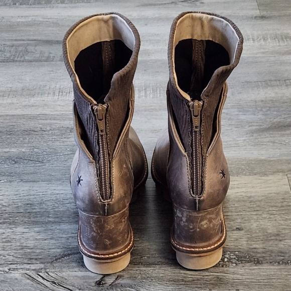 Patrizia Bonfanti Wedge Distressed Ankle Booties - Picture 5 of 13